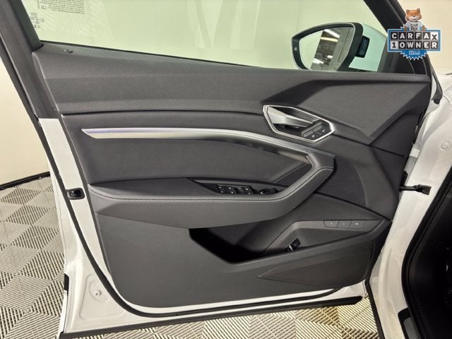 2023 Audi e-tron Premium