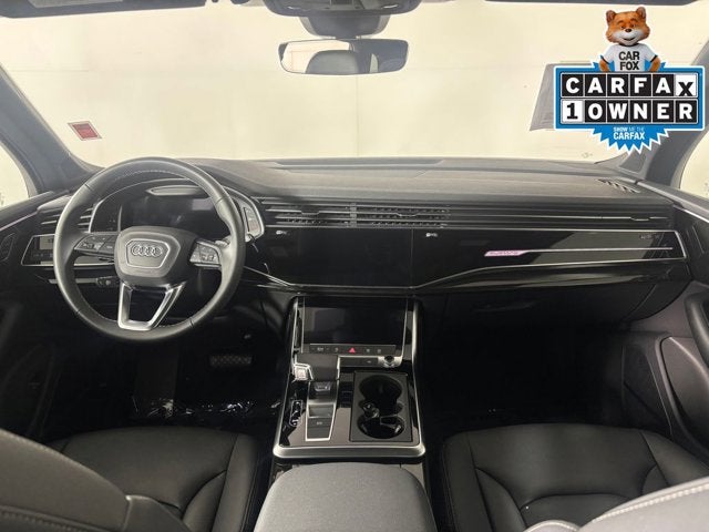 2025 Audi Q7 Premium