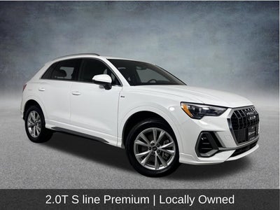 2022 Audi Q3 S line Premium