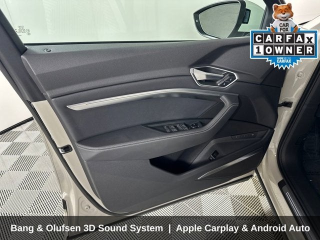 2021 Audi e-tron Premium Plus