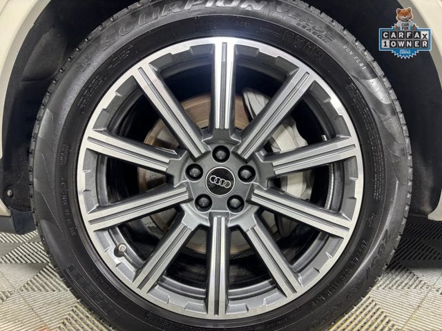 2023 Audi Q7 Premium Plus