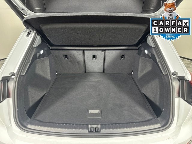 2024 Audi Q4 e-tron Premium Plus