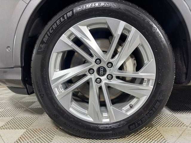 2021 Audi Q7 Premium Plus