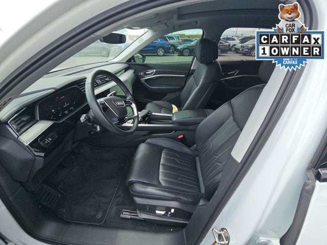 2021 Audi e-tron Prestige