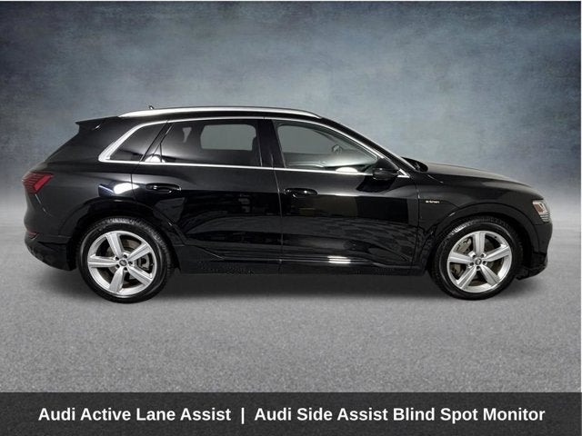 2019 Audi e-tron Prestige