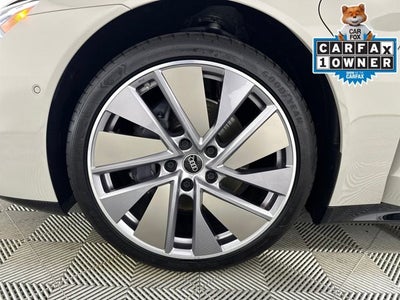 2022 Audi e-tron GT Prestige