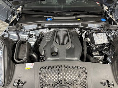 2023 Porsche Macan T