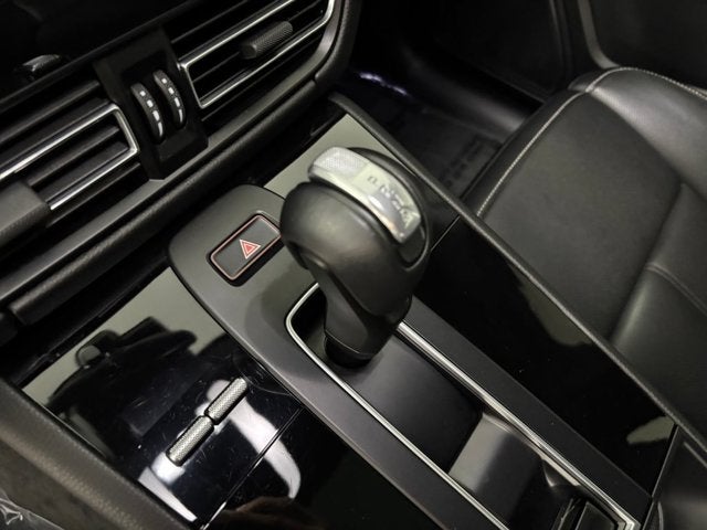 2023 Porsche Macan T