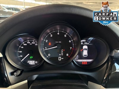 2023 Porsche Macan T