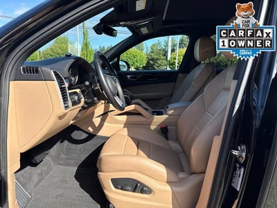 2023 Porsche Cayenne Base