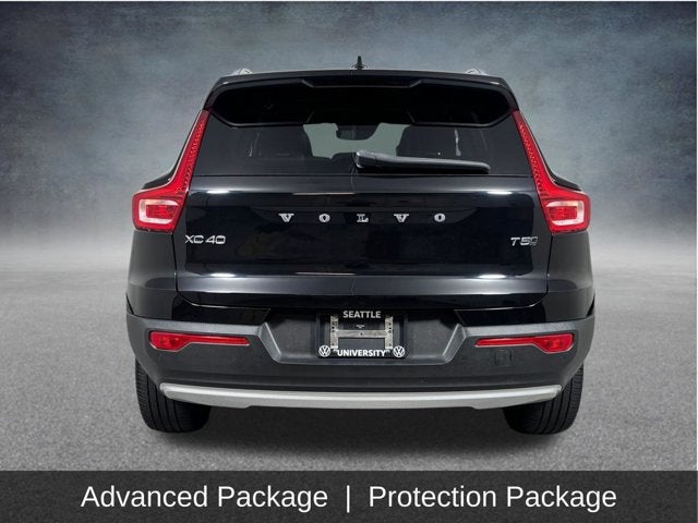 2021 Volvo XC40 Inscription