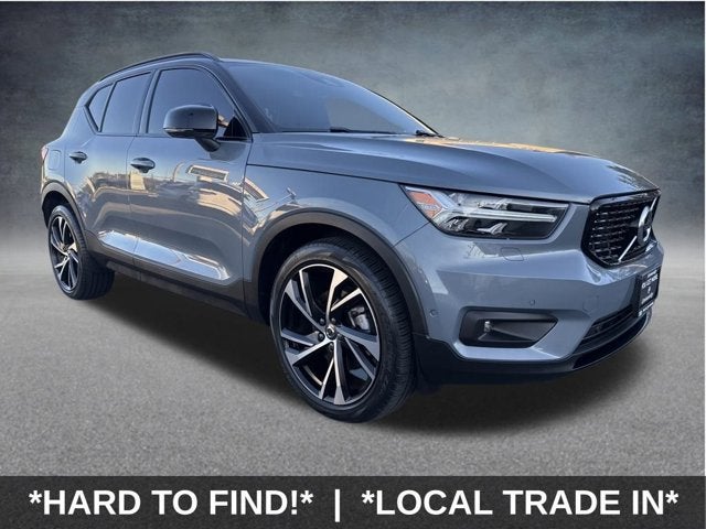 2021 Volvo XC40 R-Design