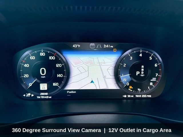 2021 Volvo XC40 R-Design