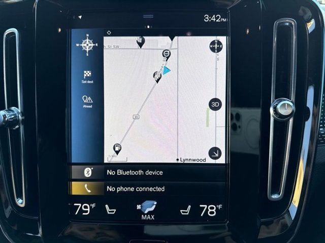 2021 Volvo XC40 R-Design