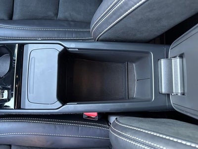 2021 Volvo XC40 R-Design