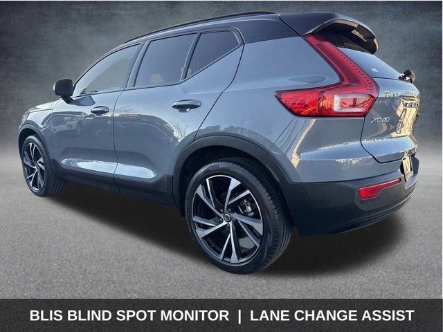 2021 Volvo XC40 R-Design