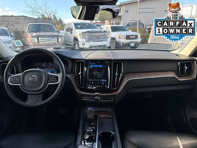 2022 Volvo XC60 Momentum