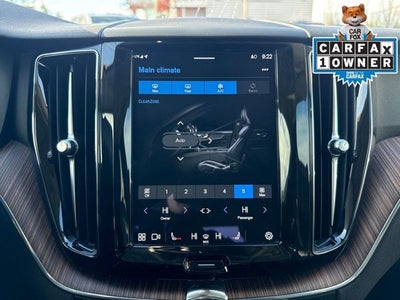 2022 Volvo XC60 Momentum