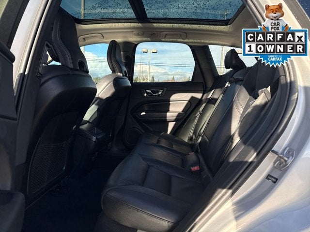 2022 Volvo XC60 Momentum