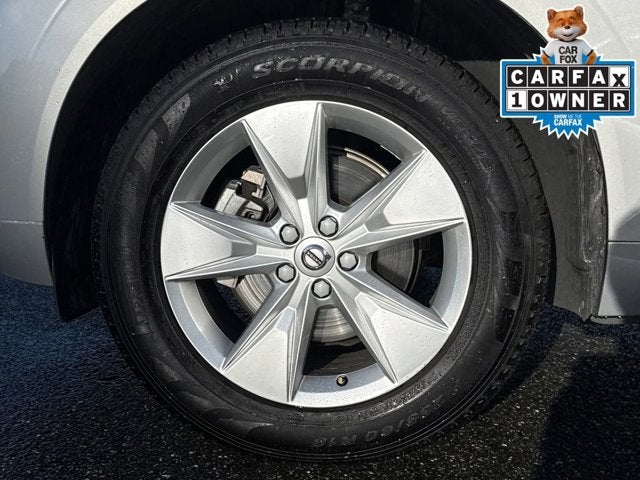 2022 Volvo XC60 Momentum